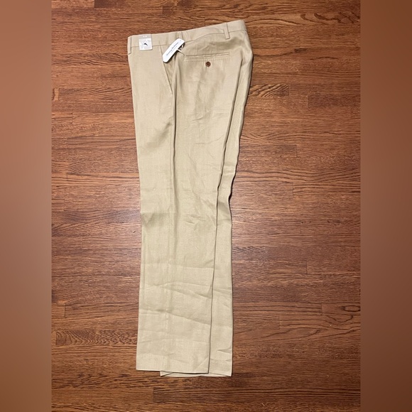 Mens BRAND NEW WITH TAGS ATTACHED- KHAKI 32X 30 TOMMY BAHAMA PANTS - Picture 1 of 5